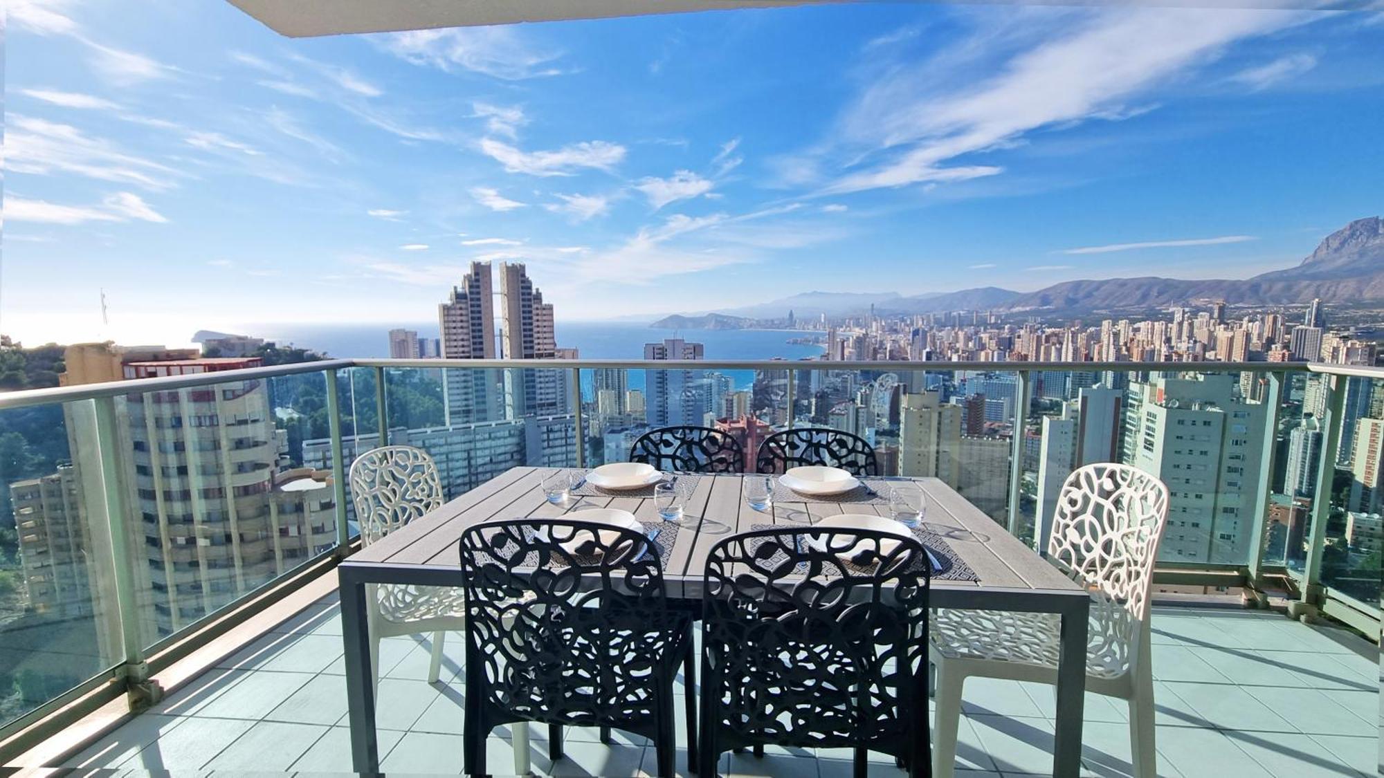 Skyline 18 Terraza Privada Con Impresionantes Vistas Al Mar Apartment Benidorm Bagian luar foto