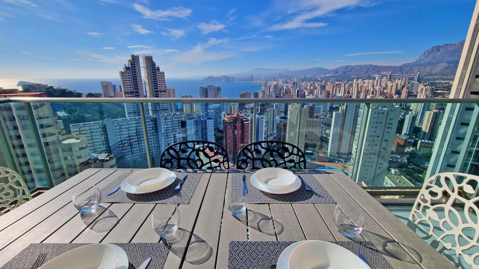 Skyline 18 Terraza Privada Con Impresionantes Vistas Al Mar Apartment Benidorm Bagian luar foto